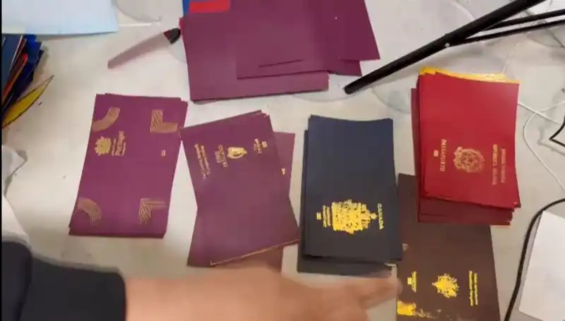 Sahte Belgeler Üreticilerine Göz Açtırmayan Operasyon: Vize, Pasaport ve Daha Fazlası!