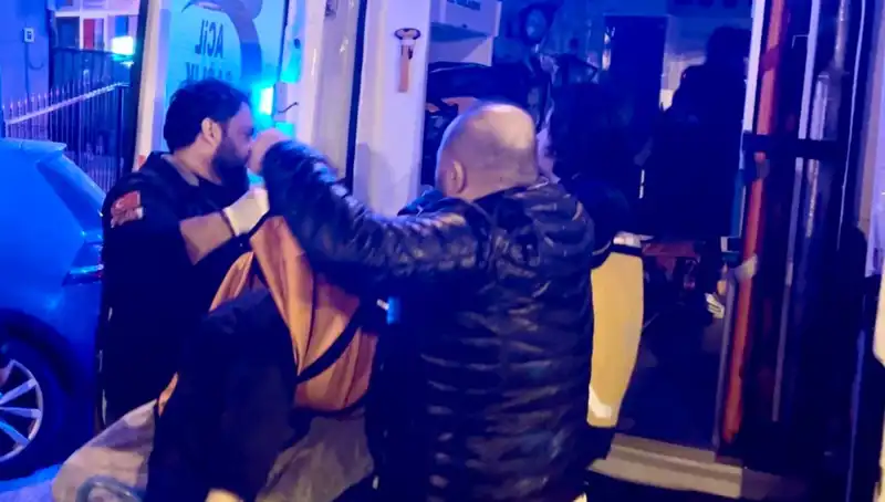 Tartışma Sonrası Baba Oğul Arasında Silahlı Gerilim