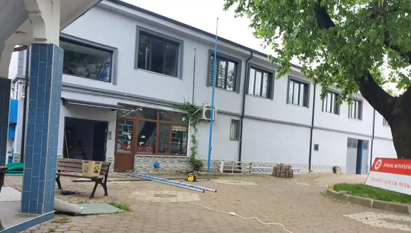 Tabela Takarken 3 Metreden Düşen İşçi Hayatını Kaybetti