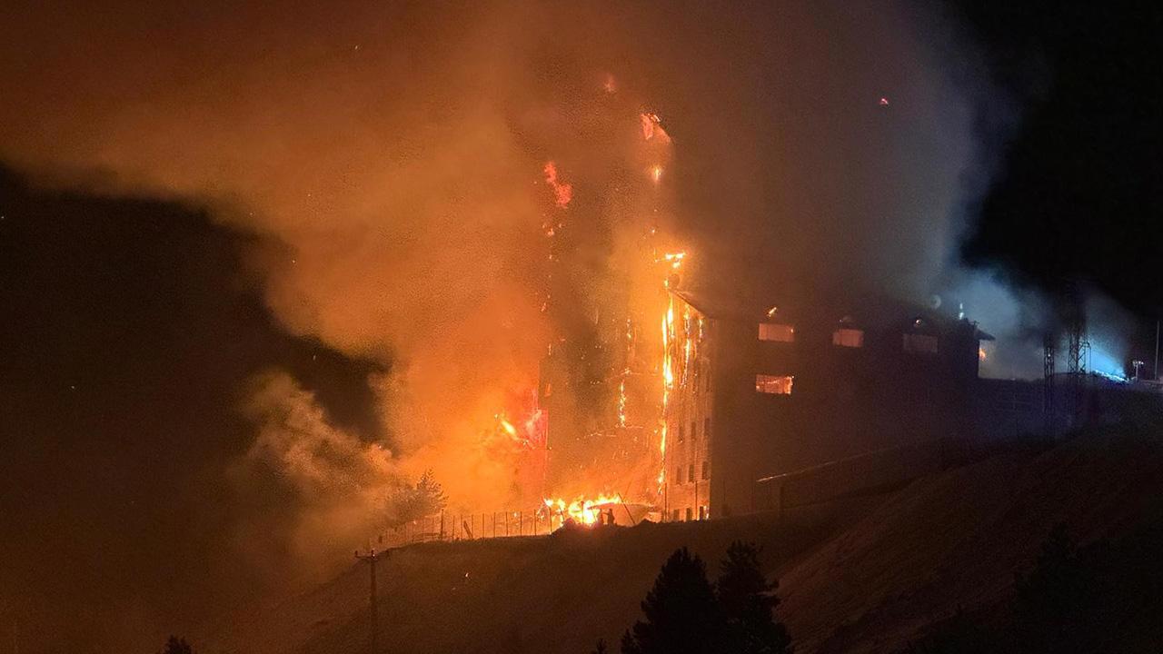 Kartalkaya'da Kayak Merkezi'nde Otel Yangını: 6 Ölü, 31 Yaralı