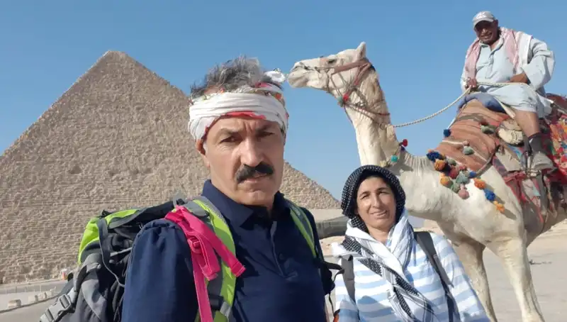 Şırnaklı Çiftin Efsane Yolculuğu: 6 Kıtada 40 Ülke Gezmişler!
