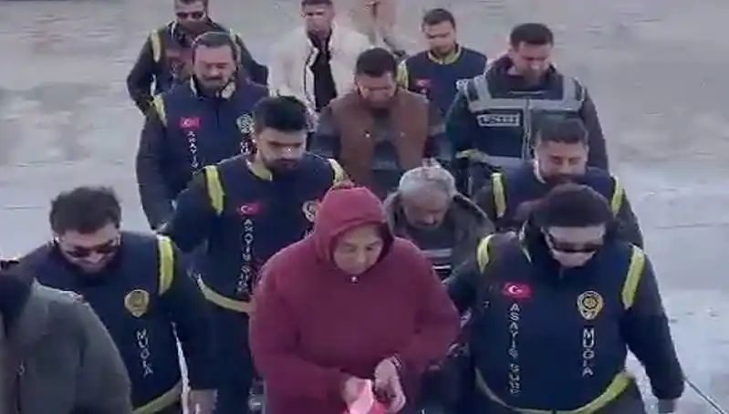 Çikolata Poşetinin İçinde Bulunan Bebek: 7 Yıllık Kayıp ve Şok Edici Gerçekler