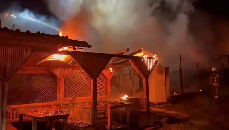 Şile'de Altı Gözleme Restoranı Yangınla Küle Döndü!
