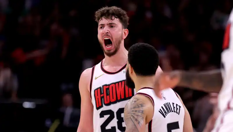 Alperen Şengün'ün Tarihi Performansı, Rockets'ı Zaferle Taçlandırdı!