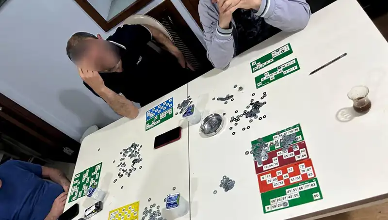 TikTok'ta Canlı Yayın Yapan Almanya'daki 22 Kişi Polis Tarafından Suçüstü Yakalandı!