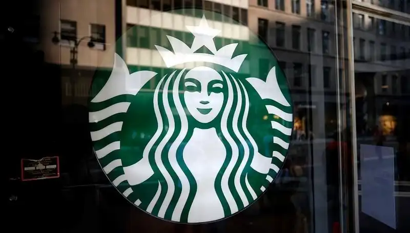 Starbucks’ın Küresel Satışlarındaki Düşüş: Nedenleri ve Gelecek Beklentileri
