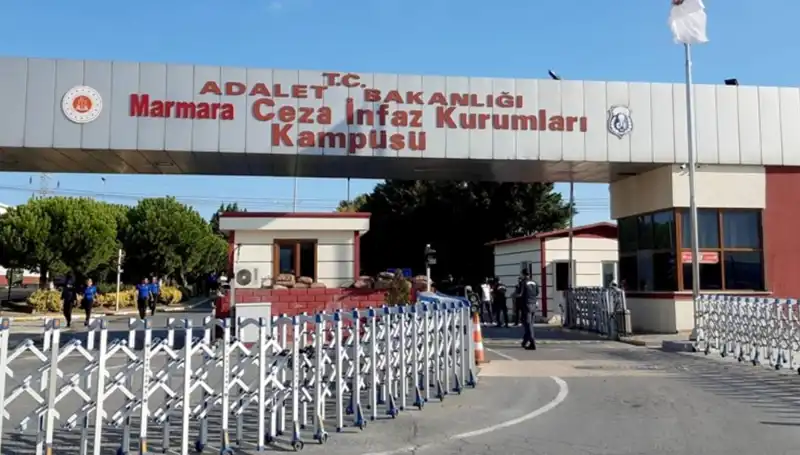 İstanbul Büyükşehir Belediyesi Soruşturması: Tutukluların Cezaevi Değişiklikleri Neden Önemli?