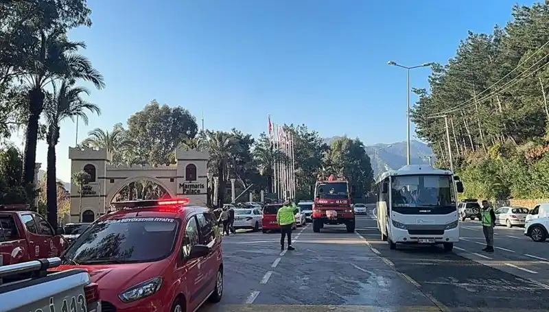 Muğla'daki Beş Yıldızlı Otelde Şok Edici Yangın: Misafirler Tahliye Edildi