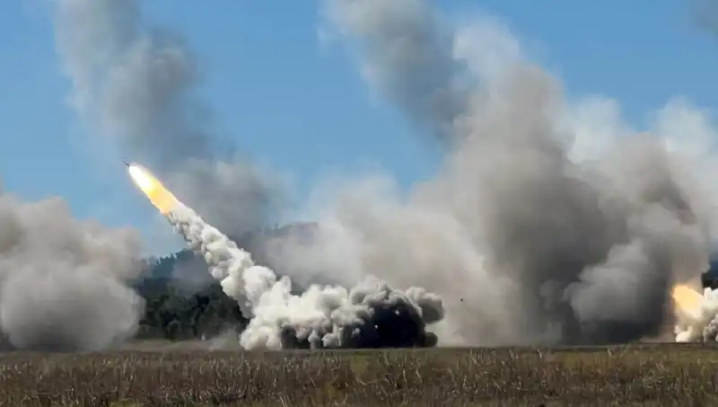 Avustralya'nın Büyük Askeri Tatbikatında HIMARS Atışı Gerçekleşti: Bir İlk Yaşandı!