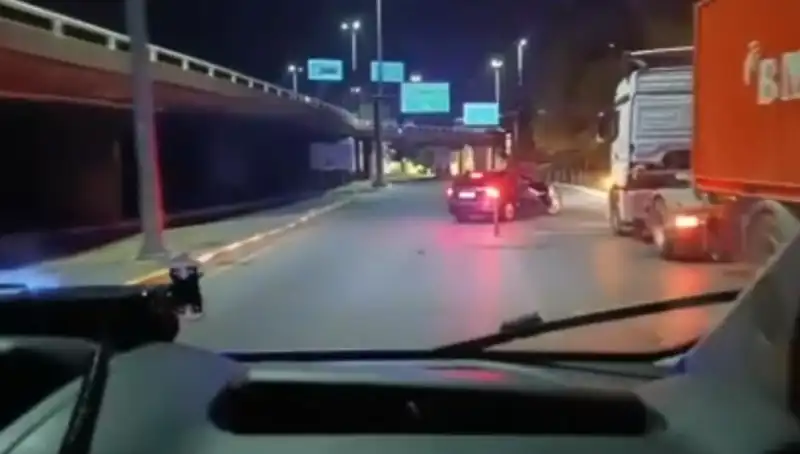 İstanbul'da Kaçakçılık Operasyonu: 36 Milyon TL’lik Ürünler Ele Geçirildi