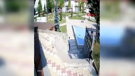 Kastamonu'da Muhtar, Uyarısı Sonrası Bıçaklı Saldırıya Uğradı