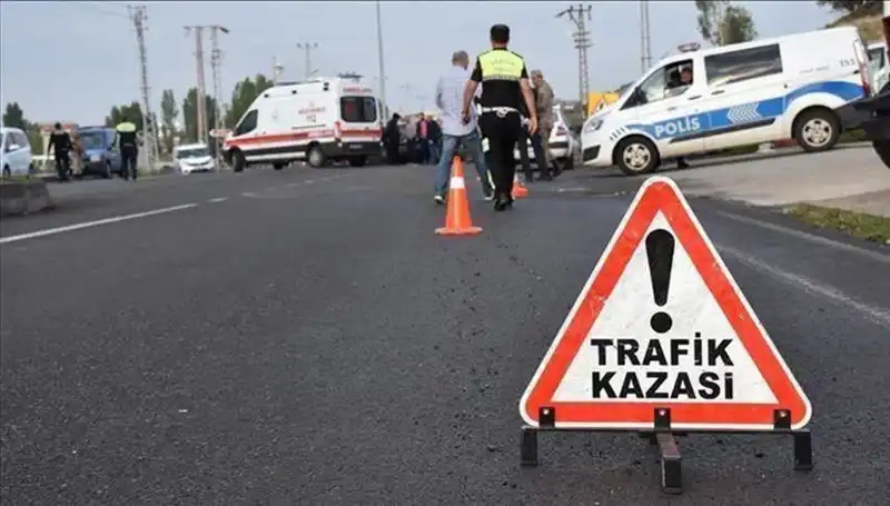 Tekirdağ'da Kontrolden Çıkan Otomobilin Feci Kaza Anı: Bir Can Aldı