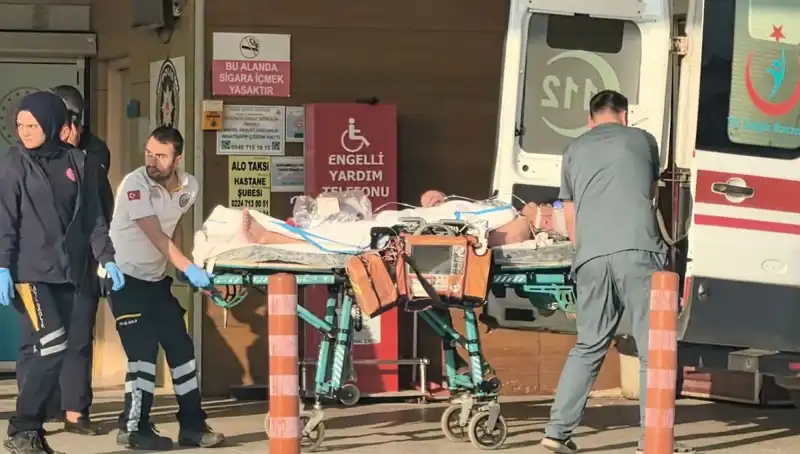 Sahte Alkol Skandalı: Üçlü Komaya Yol Açan Zehirli İçecekler