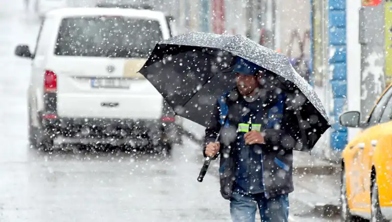 Nisan Geldi Ama Kar Yağışı Herkesi Şaşırttı!