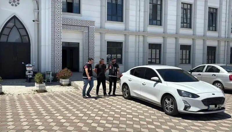 Kocaeli’de Cinayet Şoku: Katil Zanlısı Hızla Yakalandı