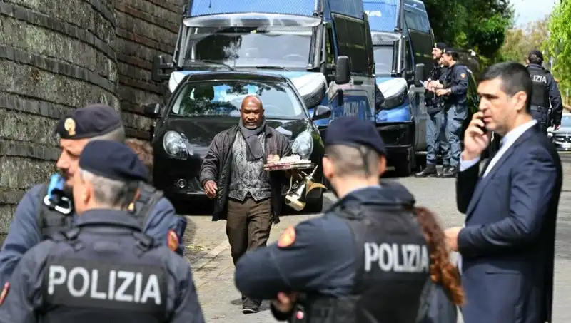 Roma'da Tarihi Nükleer Görüşme: İran ve ABD İlişkileri Yeniden Şekilleniyor
