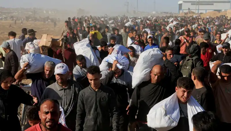 Han Yunus'ta İsrail Ordusundan Şok Kuşatma: 15 Kilometrelik Koridor Açıldı!