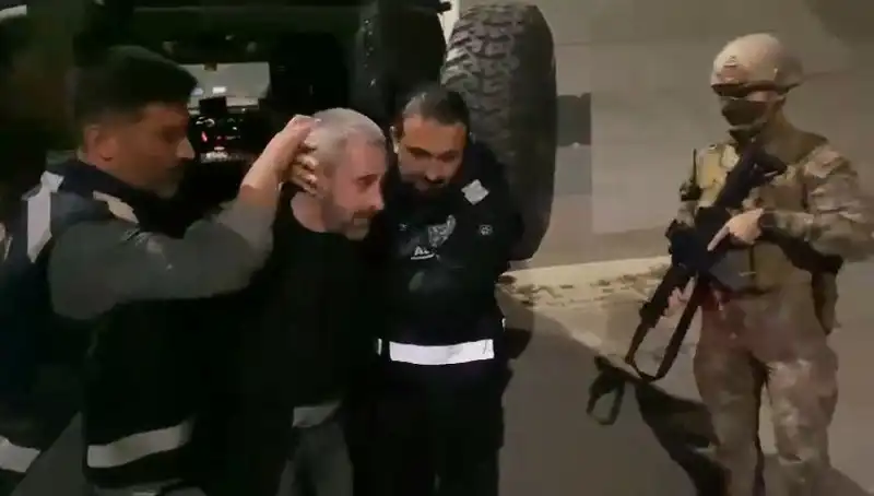 Kardeş Katili Yakalandı: 213 Saatlik Görüntü İncelemesiyle Suç Aydınlatıldı