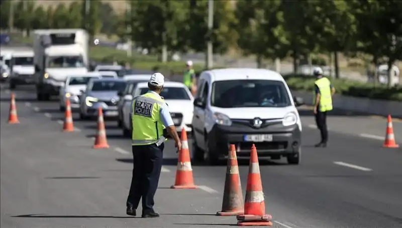 Tüneli Kapatıp Konvoy Oluşturdular: Bu Eylem Neden Gerçekleşti?