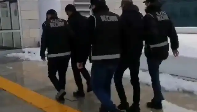Elazığ'da Tefecilikle Mücadelede Önemli Operasyon: 20 Gözaltı Yapıldı